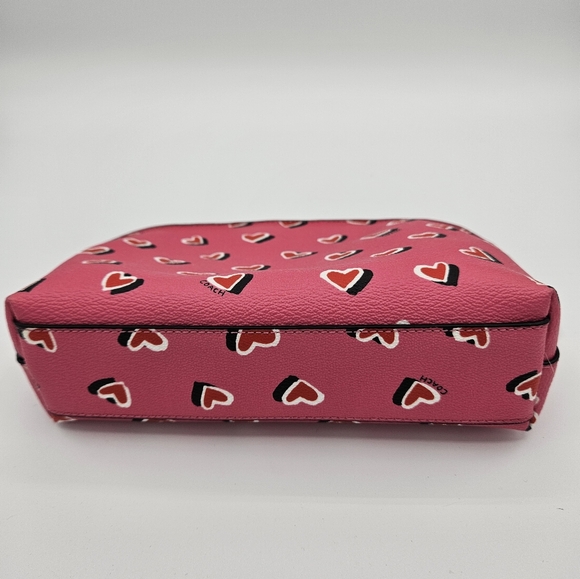 ❤️🩷COACH Ltd. Edition Harley Valentine's Heart Travel / Cosmetic Bag🩷❤️ - Picture 5 of 6